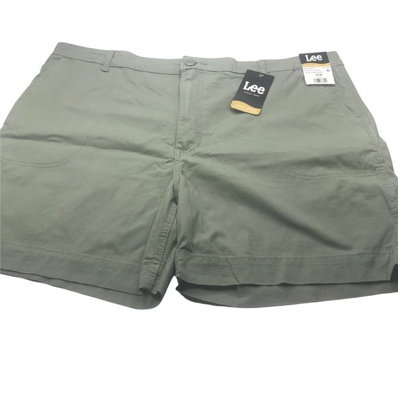 Lee Women's 20M Hi-Rise Regular Fit Deeplichengreen Utility Short New With Tags - Picture 1 of 13